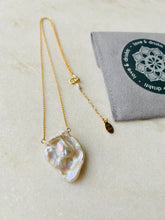 Load image into Gallery viewer, Keishi Pearl Pendant