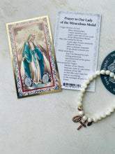 Load image into Gallery viewer, Devotion | Miraculous Medal with cross
