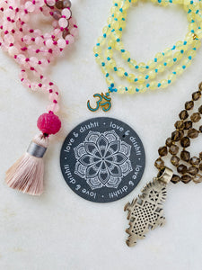 Om | Mala style