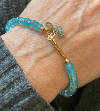Load image into Gallery viewer, Apatite bracelet
